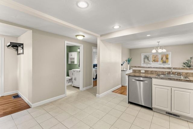 292 Prospect St, Stoughton, MA 02072