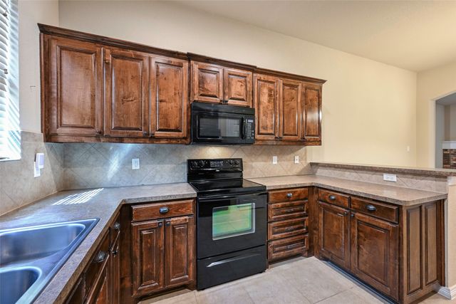 6336 Pinionpark Way, Fort Worth, TX 76179