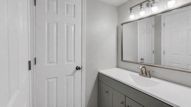122 E Crosstimbers Street 52, Houston, TX 77022