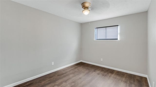 122 E Crosstimbers Street 52, Houston, TX 77022