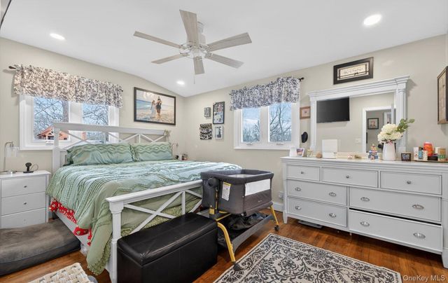 8 Duane Drive, Ronkonkoma, NY 11779