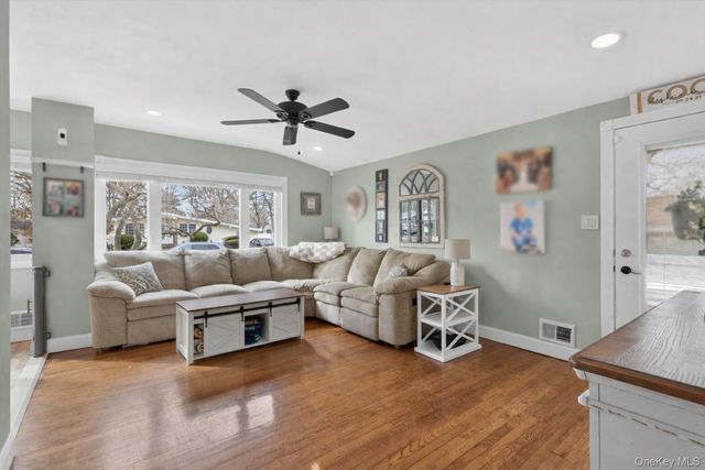 8 Duane Drive, Ronkonkoma, NY 11779