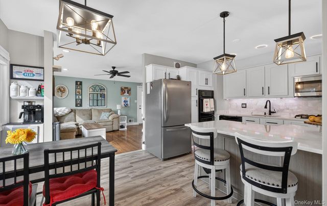 8 Duane Drive, Ronkonkoma, NY 11779