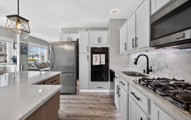 8 Duane Drive, Ronkonkoma, NY 11779