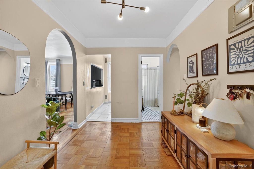 219 Bronx River Road 4N, Yonkers, NY 10704 — photo 3