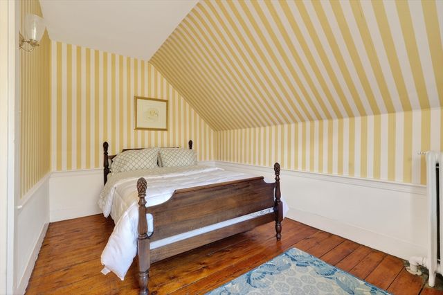 1154 Main St, Hingham, MA 02043