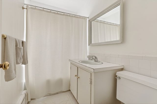 1154 Main St, Hingham, MA 02043