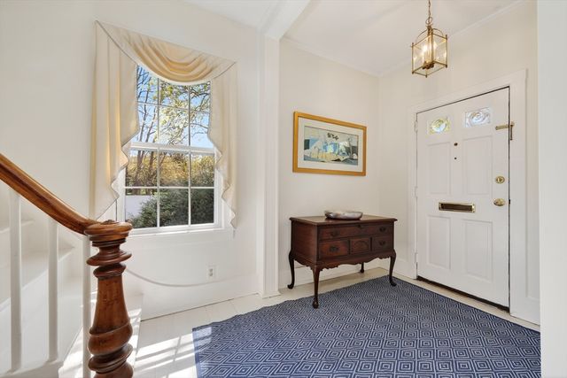 1154 Main St, Hingham, MA 02043