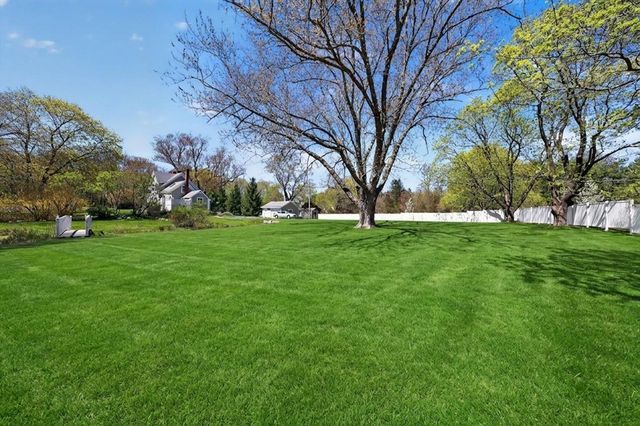 1154 Main St, Hingham, MA 02043