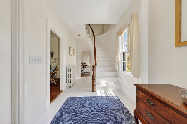 1154 Main St, Hingham, MA 02043