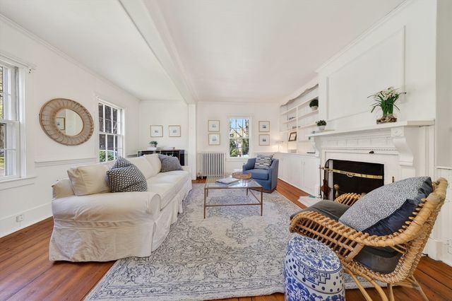 1154 Main St, Hingham, MA 02043