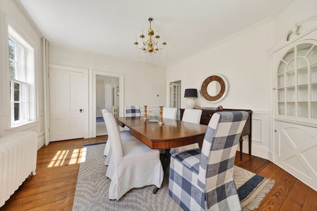 1154 Main St, Hingham, MA 02043