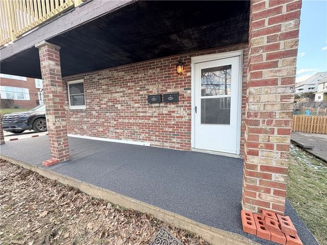 927 Vance Ave Unit A A, Coraopolis, PA 15108