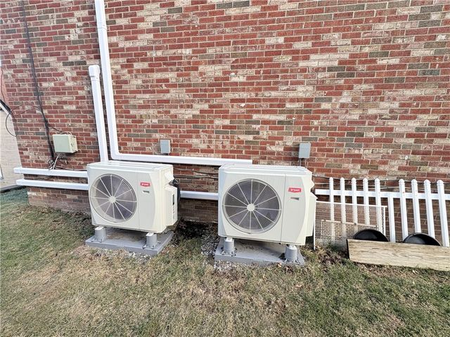 927 Vance Ave Unit A A, Coraopolis, PA 15108