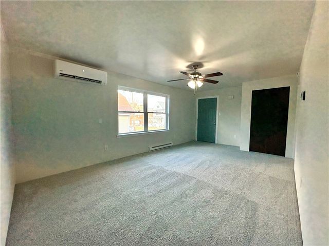 927 Vance Ave Unit A A, Coraopolis, PA 15108