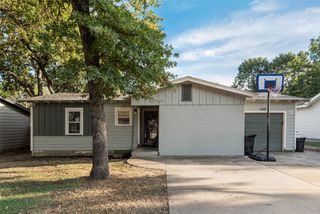 749 W Redbud Drive, Hurst, TX 76053