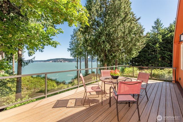 681 Bachelor Road, Sequim, WA 98382