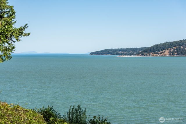 681 Bachelor Road, Sequim, WA 98382