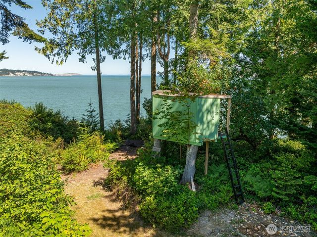 681 Bachelor Road, Sequim, WA 98382