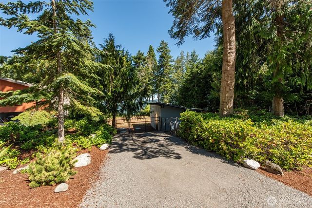 681 Bachelor Road, Sequim, WA 98382