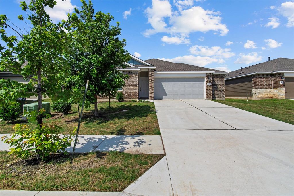 241 Madrid, Kyle, TX 78640