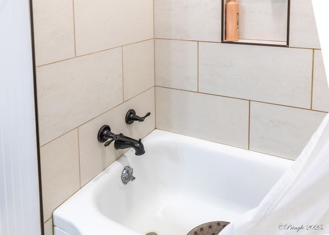 1104 Cedar Avenue, Cabool, MO 65689