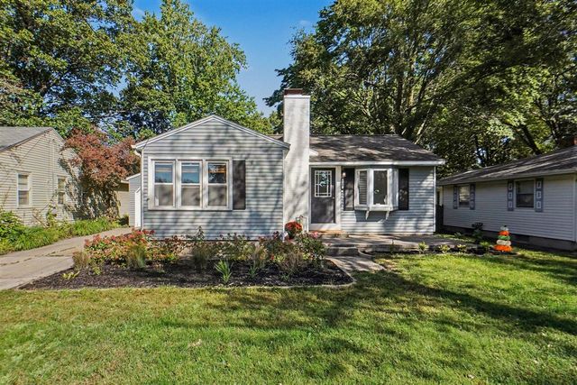 809 River Street, Spring Lake, MI 49456
