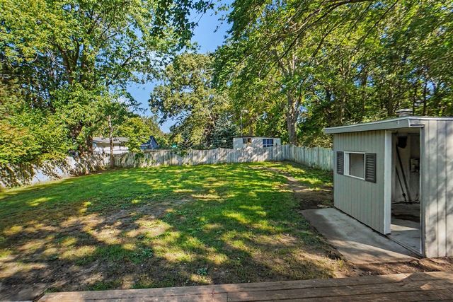 809 River Street, Spring Lake, MI 49456