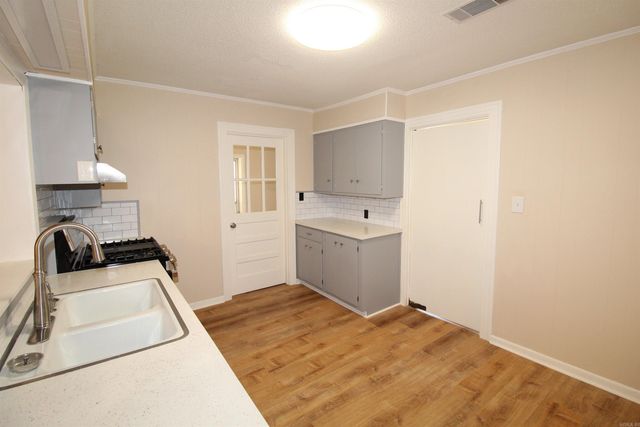 404 E Gum, Sheridan, AR 72150