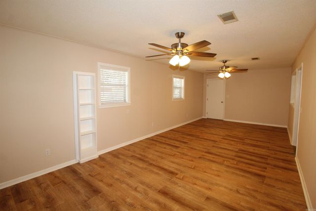 404 E Gum, Sheridan, AR 72150