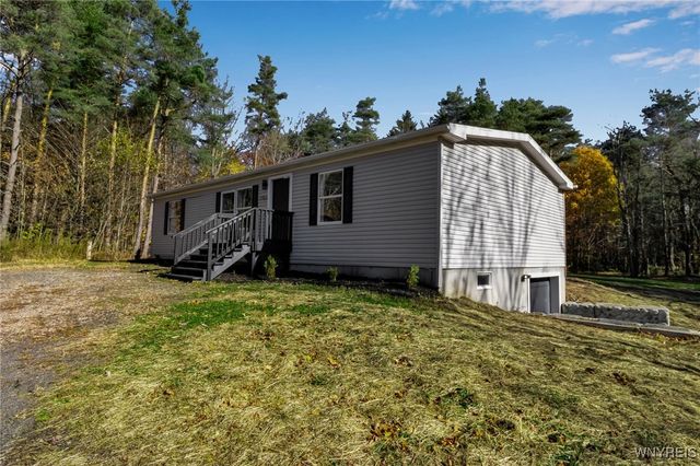 7784 Irish Hill Road, Ellicottville, NY 14171