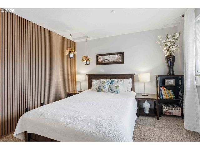 2760 E MCLOUGHLIN Blvd, Vancouver, WA 98661