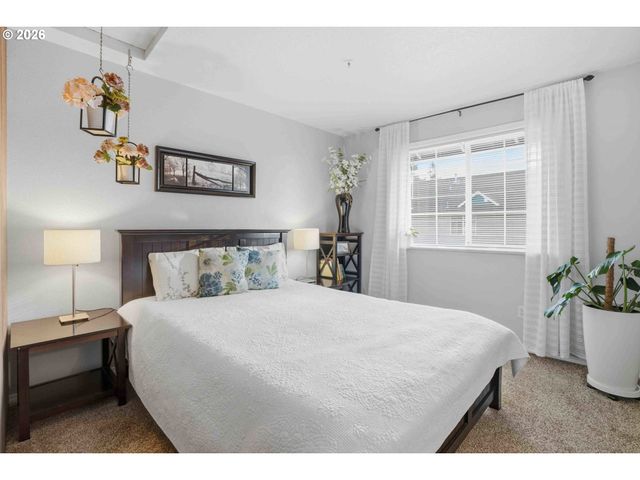 2760 E MCLOUGHLIN Blvd, Vancouver, WA 98661