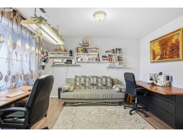 2760 E MCLOUGHLIN Blvd, Vancouver, WA 98661