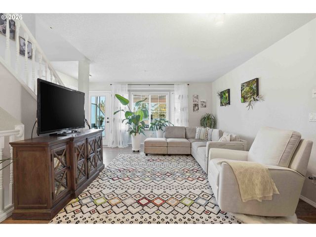 2760 E MCLOUGHLIN Blvd, Vancouver, WA 98661