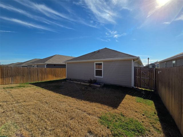 1001 Mountain Laurel Road, Princeton, TX 75407