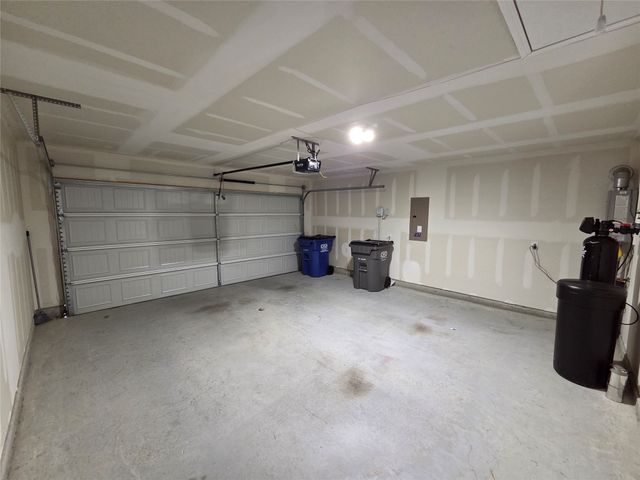 1001 Mountain Laurel Road, Princeton, TX 75407