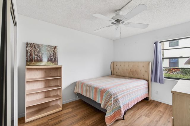 5851 Parkwalk Drive, Boynton Beach, FL 33472