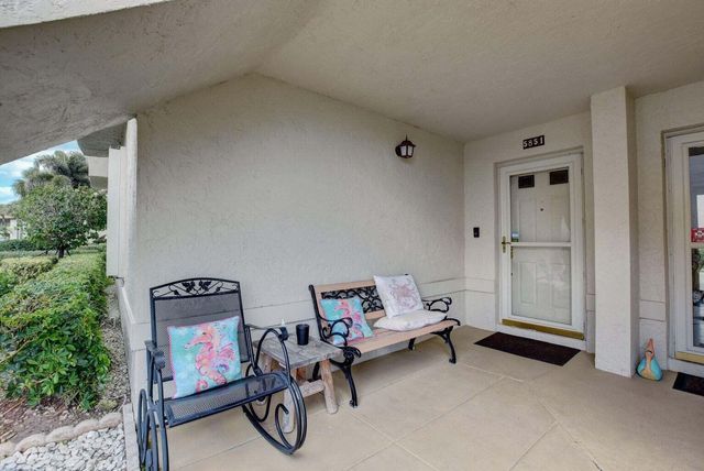 5851 Parkwalk Drive, Boynton Beach, FL 33472