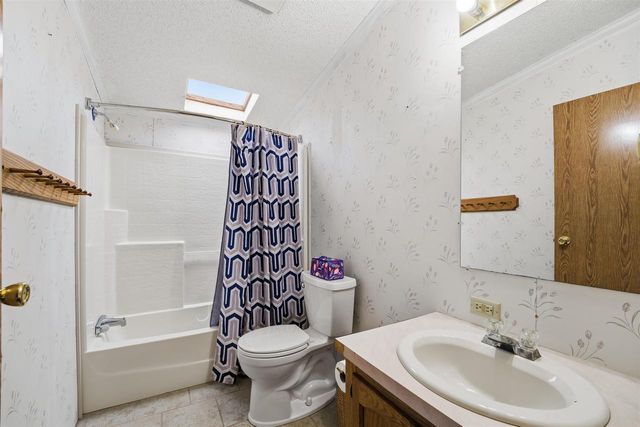 7707 QUIGLEY ROAD, Omro, WI 54963