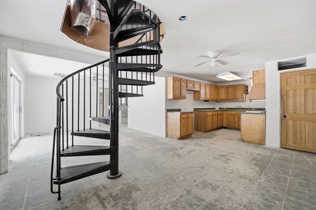 7707 QUIGLEY ROAD, Omro, WI 54963