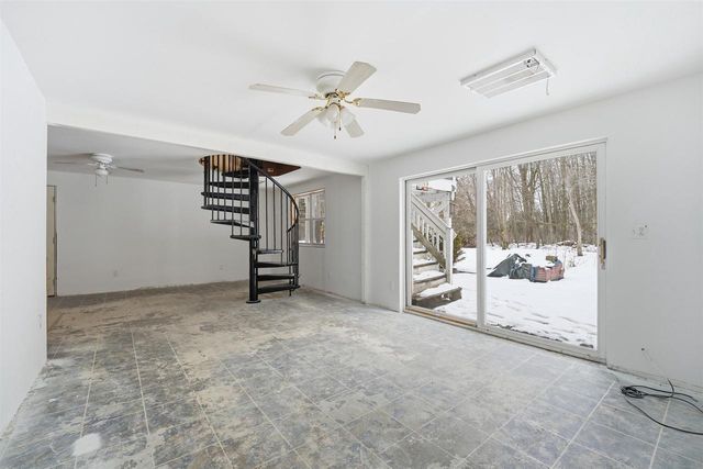 7707 QUIGLEY ROAD, Omro, WI 54963