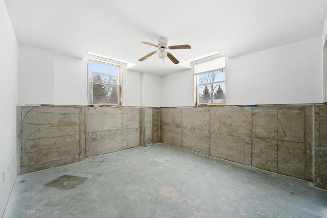 7707 QUIGLEY ROAD, Omro, WI 54963