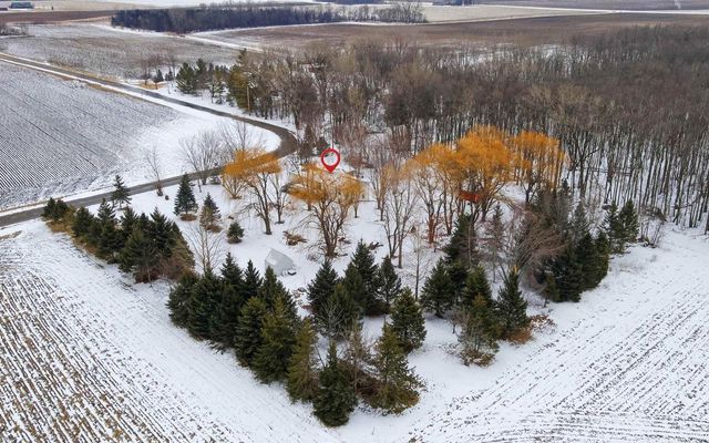 7707 QUIGLEY ROAD, Omro, WI 54963