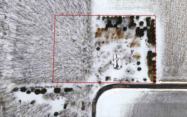 7707 QUIGLEY ROAD, Omro, WI 54963