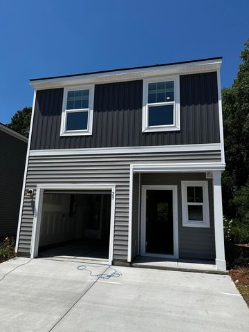 8867 Salamander Road 33, North Charleston, SC 29406