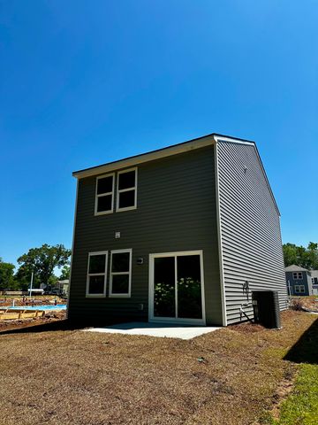 8867 Salamander Road 33, North Charleston, SC 29406