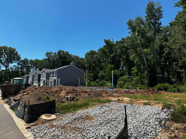 8867 Salamander Road 33, North Charleston, SC 29406