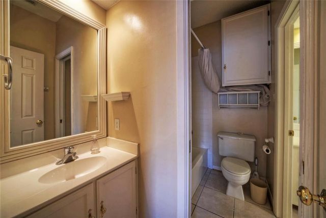 711 W 21st ST 205, Austin, TX 78705