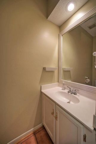 711 W 21st ST 205, Austin, TX 78705
